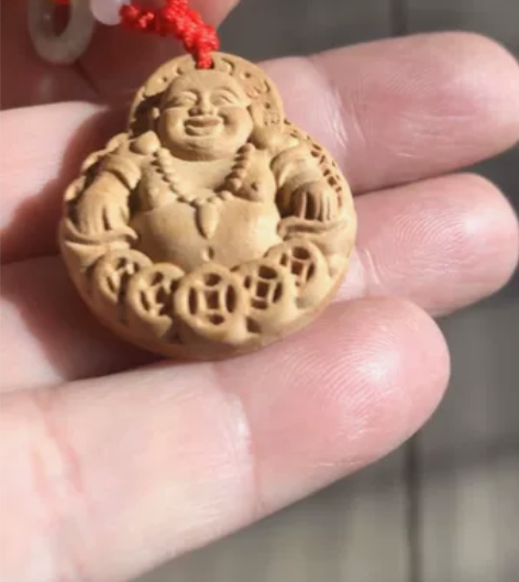 老桃木立体雕刻，如图，包邮19元1个，只有...