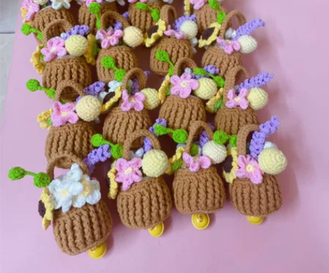 铃铛款车饰花篮，20个起批包邮23元一个！...