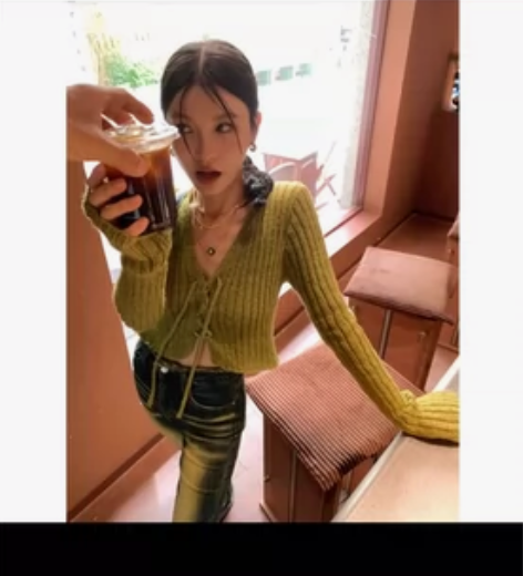 【挪威的森林】v领系带软糯毛衣女秋季短款针...