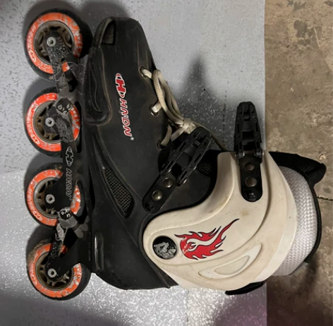 单排四轮旱冰鞋，一共两双40号41号能穿，...