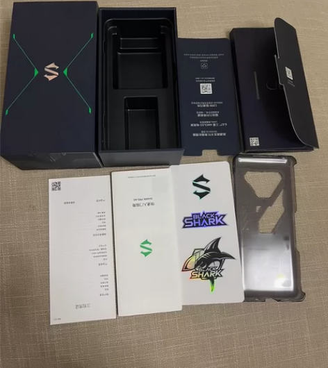 小米黑鲨4原装包装盒！ 黑鲨4包装！九九新...