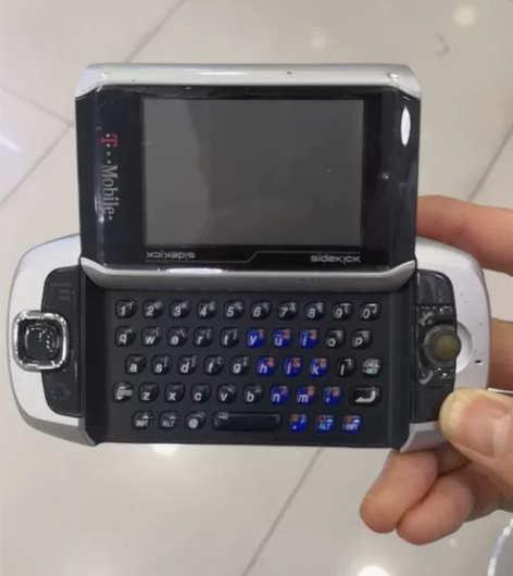 夏普sidekick3 感兴趣的话点“我想...