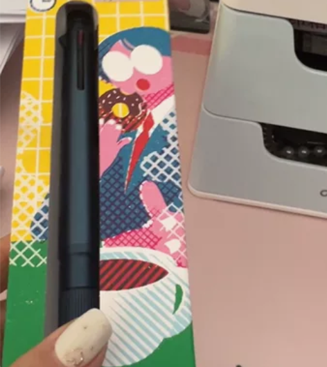 日本代购三菱uni四色笔，大阪限定色，全新...