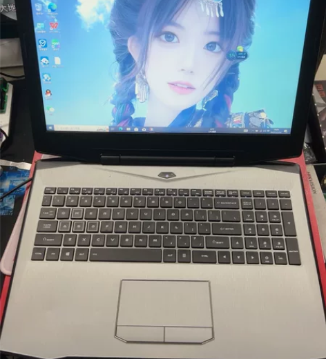 雷神911.二手游戏本，客户升级换下，外观...