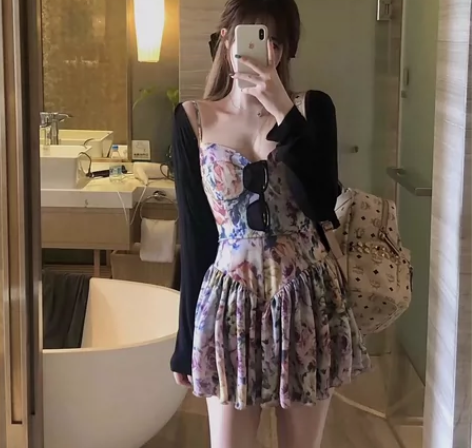 Jennie风碎花吊带连衣裙甜辣泰妹性感鱼...