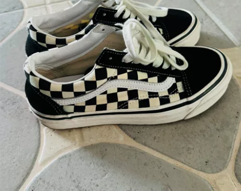 Vans球鞋36码 买小了,没穿几次,平时...