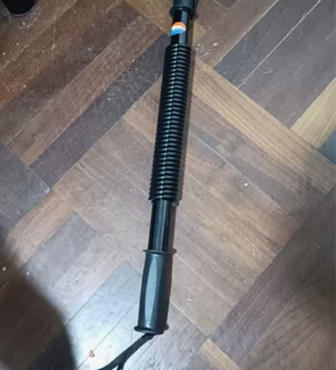 60公斤臂力器，全新没用过，掰不动，绝对够...