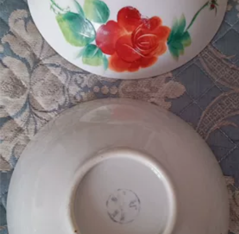 五十年代大碗2个，包老包真，品相完美，没磕...