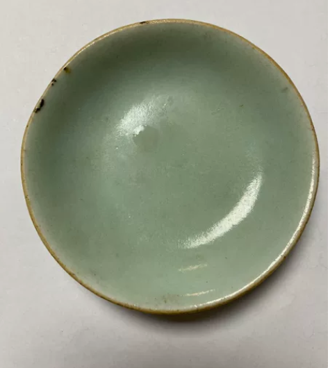 品名：豆青盘子 年代：清晚期 规格：10....