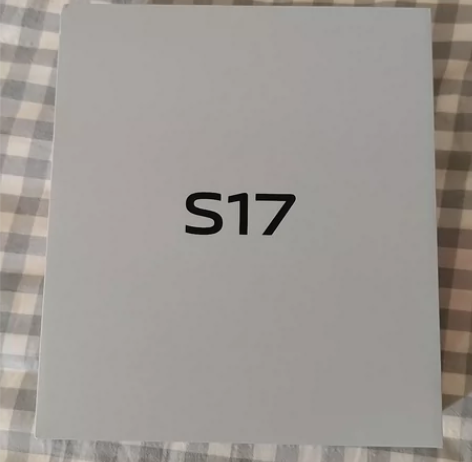 vivo s17手机盒一个。 赠说明书，取...