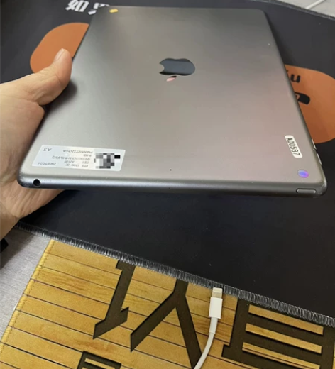 iPad 2019 128 Wi-Fi 小...