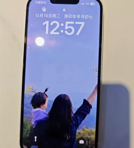 苹果13国行，128内存，女生自用，带原装...