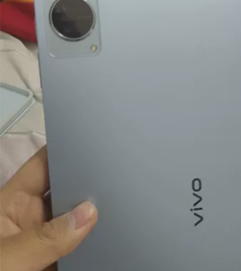 vivo pad         附带配件...