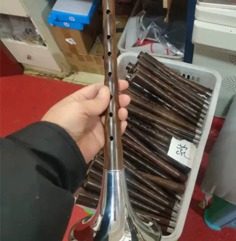 初学者使用黑檀木D调，有点微遐丝，处理一下...