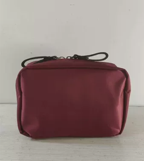 全新，双拉链枣红色，韩国旅行女士化妆包小号...