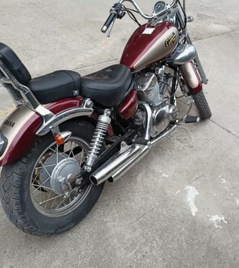 进口雅马哈250太子摩托车。 感兴趣的话点...