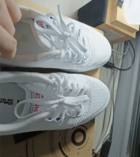 买一双正品的361度夏季休闲板鞋，鞋子采用...