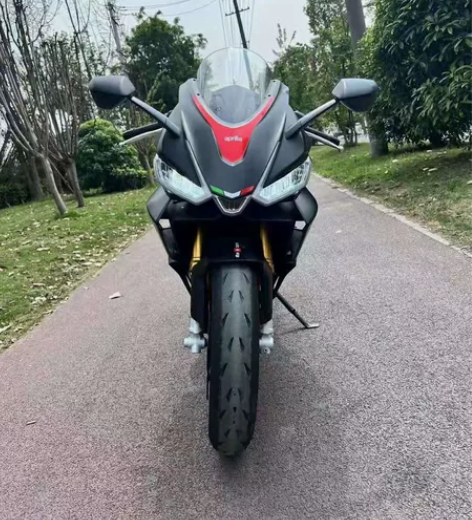 23年23款宗申阿普利亚GPR250R.个...