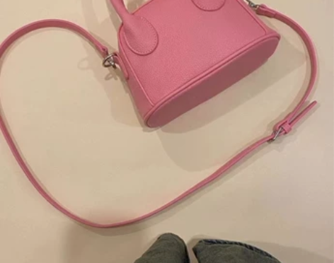 今年流行小红书爆款时尚百搭小方包2023新...