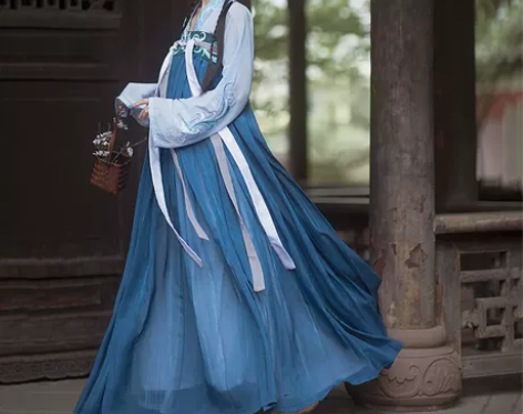 ?桔屿阿司南汉服女正品原创白菜对襟齐胸襦裙...