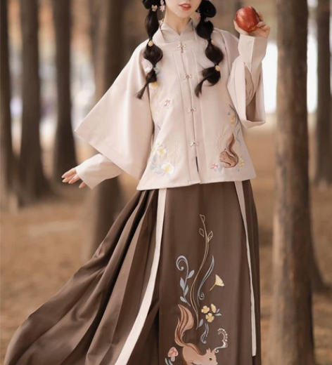 ?汉服半身裙长裙女中国风秋冬马面裙古装跳跳...