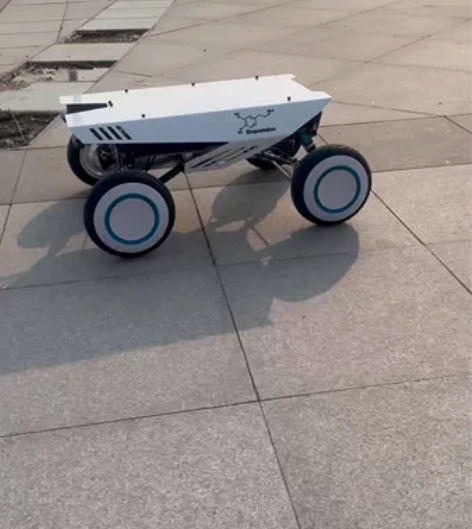 年前最后一批，阿克曼智能车底盘 标价就是卖...