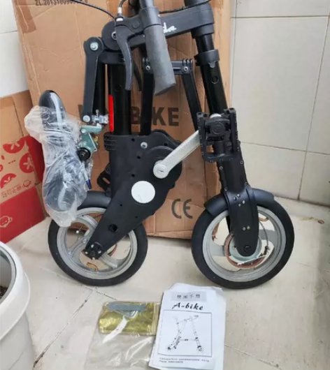 休置一辆小型自行车多大不知道应该是八寸合适...