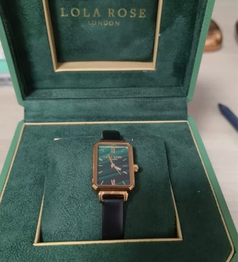 Lola rose手表 戴了几次 九九新左...