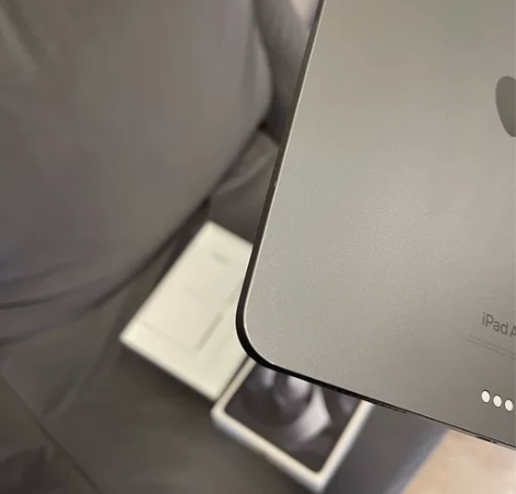 2022款iPad air5 256g国行...