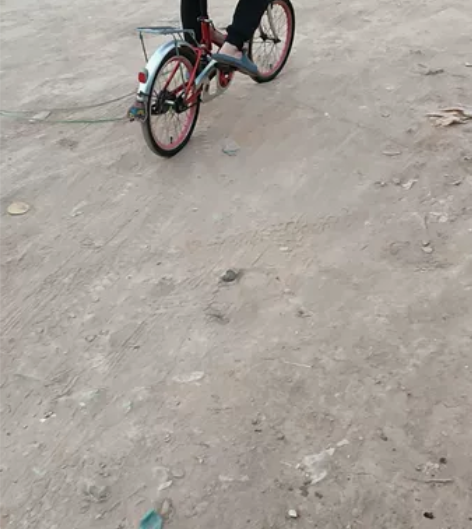 20寸折叠自行车，高碳钢减震车架，铝合金加...