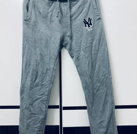N.Y棉质秋冬款运动长裤,尺码L,适合16...