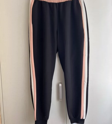 女子束脚拼色运动裤 压箱底了，随缘出。  ...