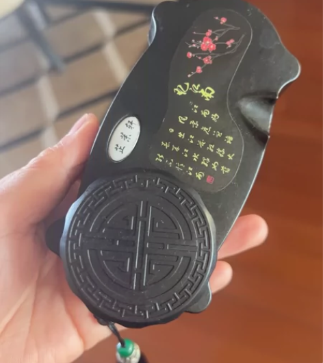 墨盘和毛笔免洗笔架 感兴趣的话点“我想要”...