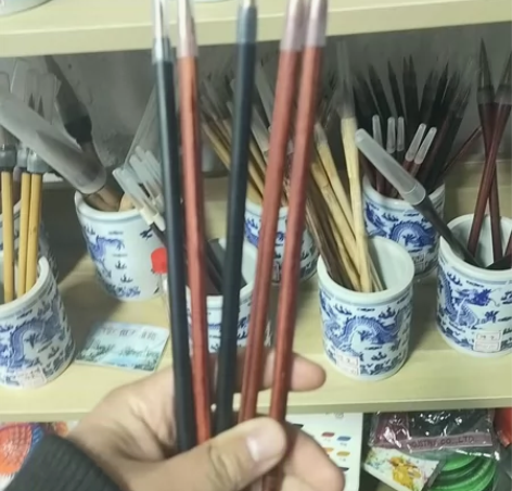 家里自制毛笔,狼毫小楷6元一支 感兴趣的话...