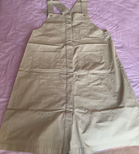 草绿色工装背带裙 中长裙m码?明显穿着痕迹...