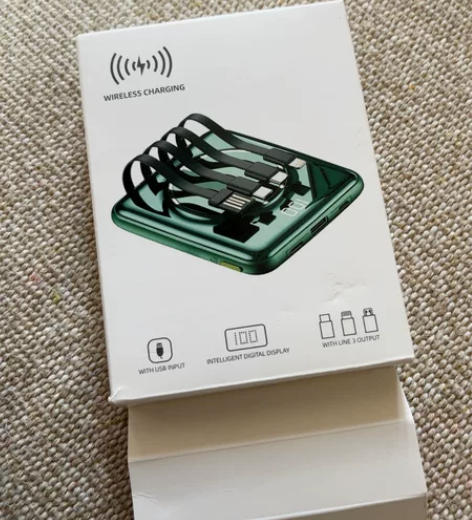 全新充电宝 感兴趣的话点“我想要”和我私聊...