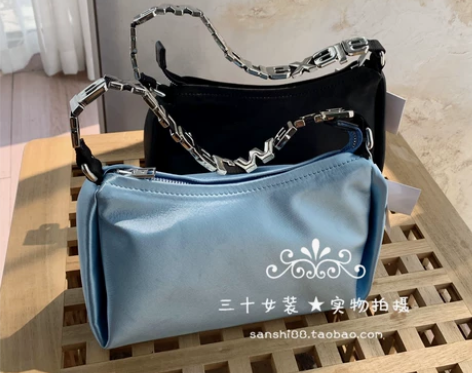 原厂AlexanderWang缎面流浪包腋...