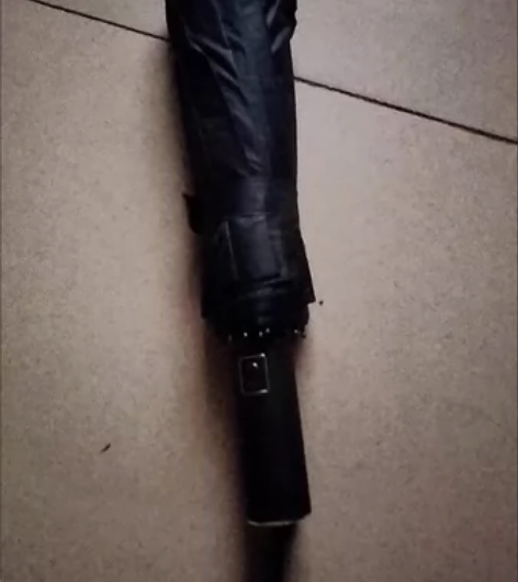 #防晒遮阳装备 32骨全自动雨伞男加大号折...