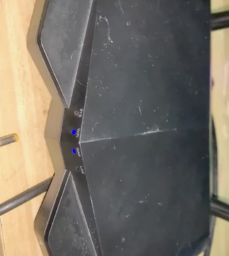 腾达双频5G无线路由器 两个无线网络，一个...