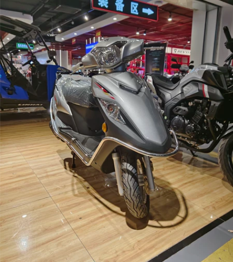 豪爵VF125，超级实用的125踏板！ 便...