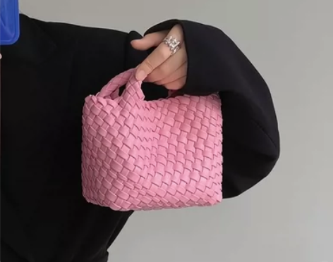 手工编织包夏软皮腋下包女2023新款高级感...