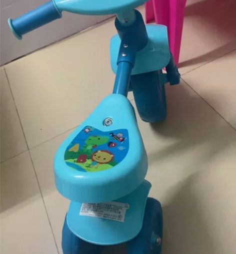 费雪平衡车，1岁半-3岁使用，宝宝三轮滑行...