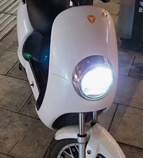 9成新  新国标电动车，最快能骑25码，4...