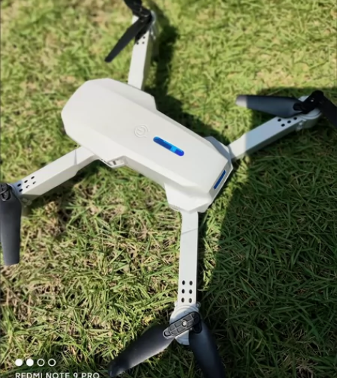 #手机数码换新 智能避障无人机8K超清航拍...