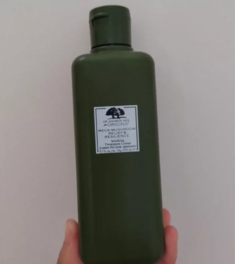 悦木之源菌菇水爽肤水，很清爽不油腻祛痘，买...