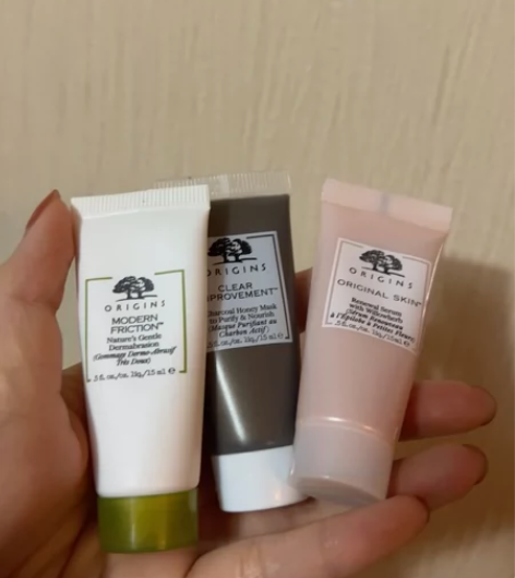 origins悦木之源三个小样，柜姐送的便...