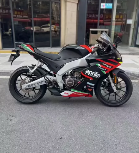 阿普利亚g pr250赛道版，另低价出售九...
