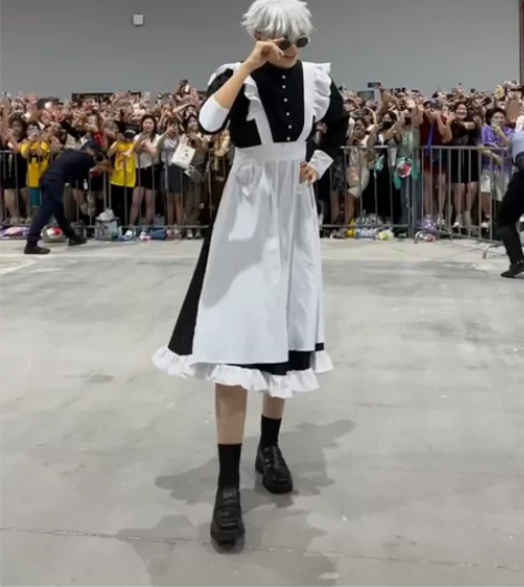 猫老师女仆装cosplay 感兴趣的话点“...