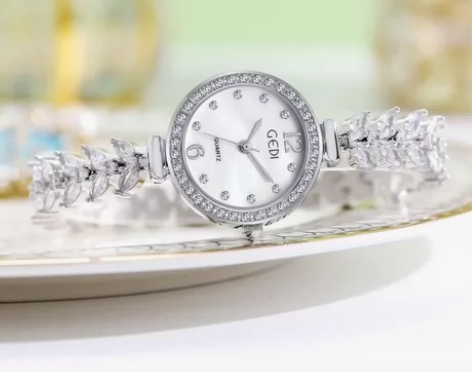 DAVENA蒂玮娜美人鱼手表鱼骨链女士轻奢...