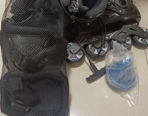 轮滑鞋成人男女溜冰鞋成年直排滑轮鞋花式平花...